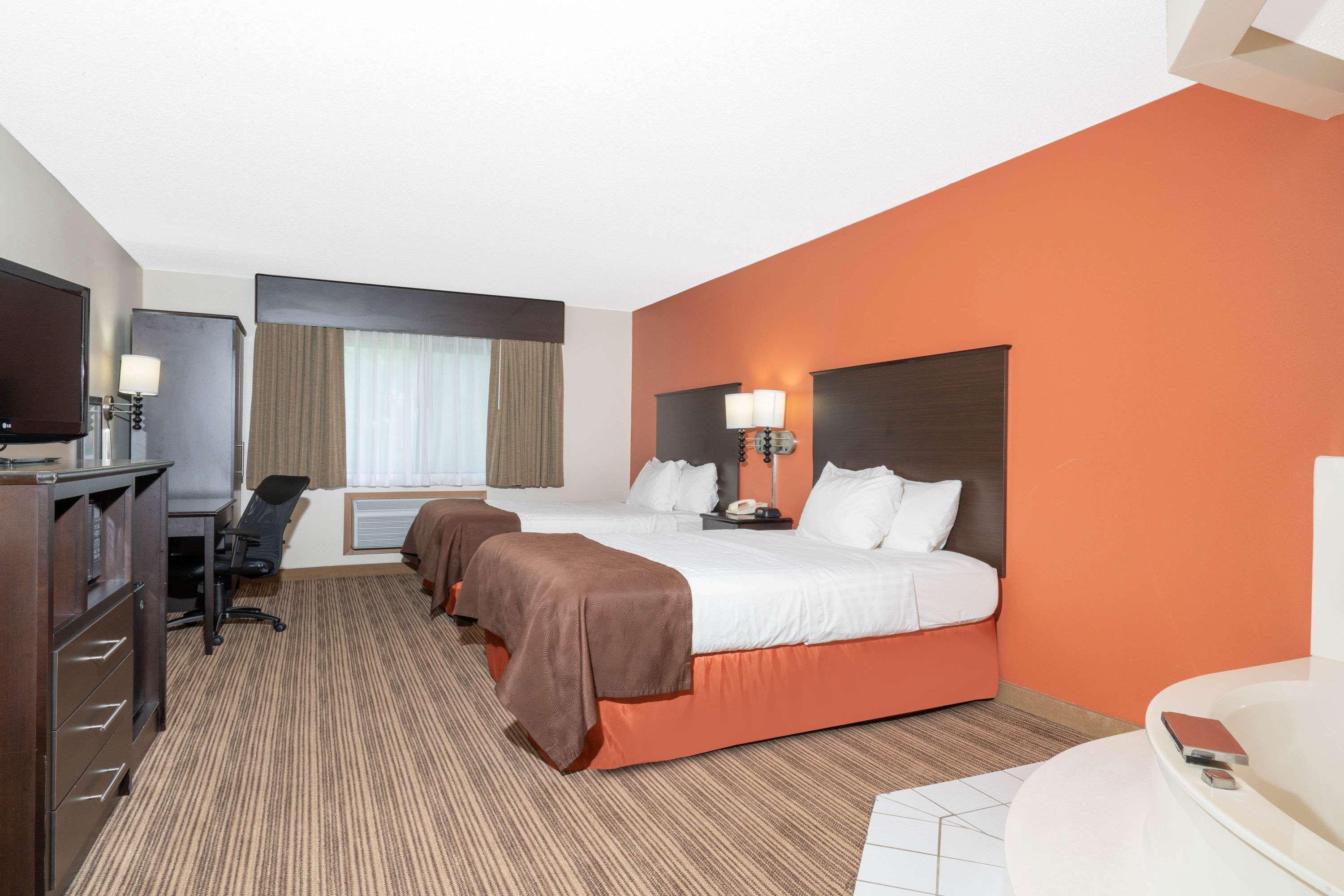 Americinn By Wyndham Rogers Ngoại thất bức ảnh