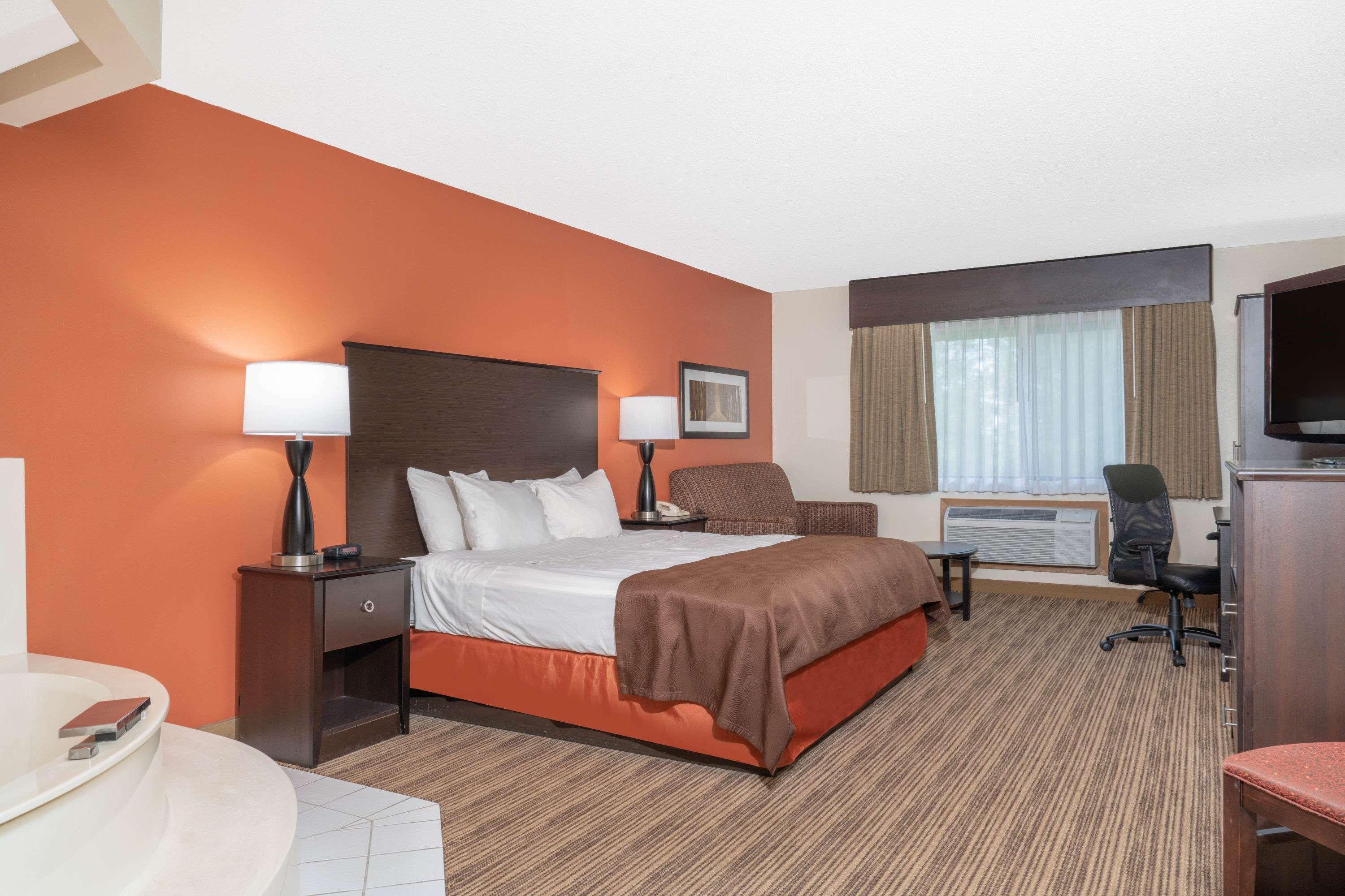 Americinn By Wyndham Rogers Ngoại thất bức ảnh