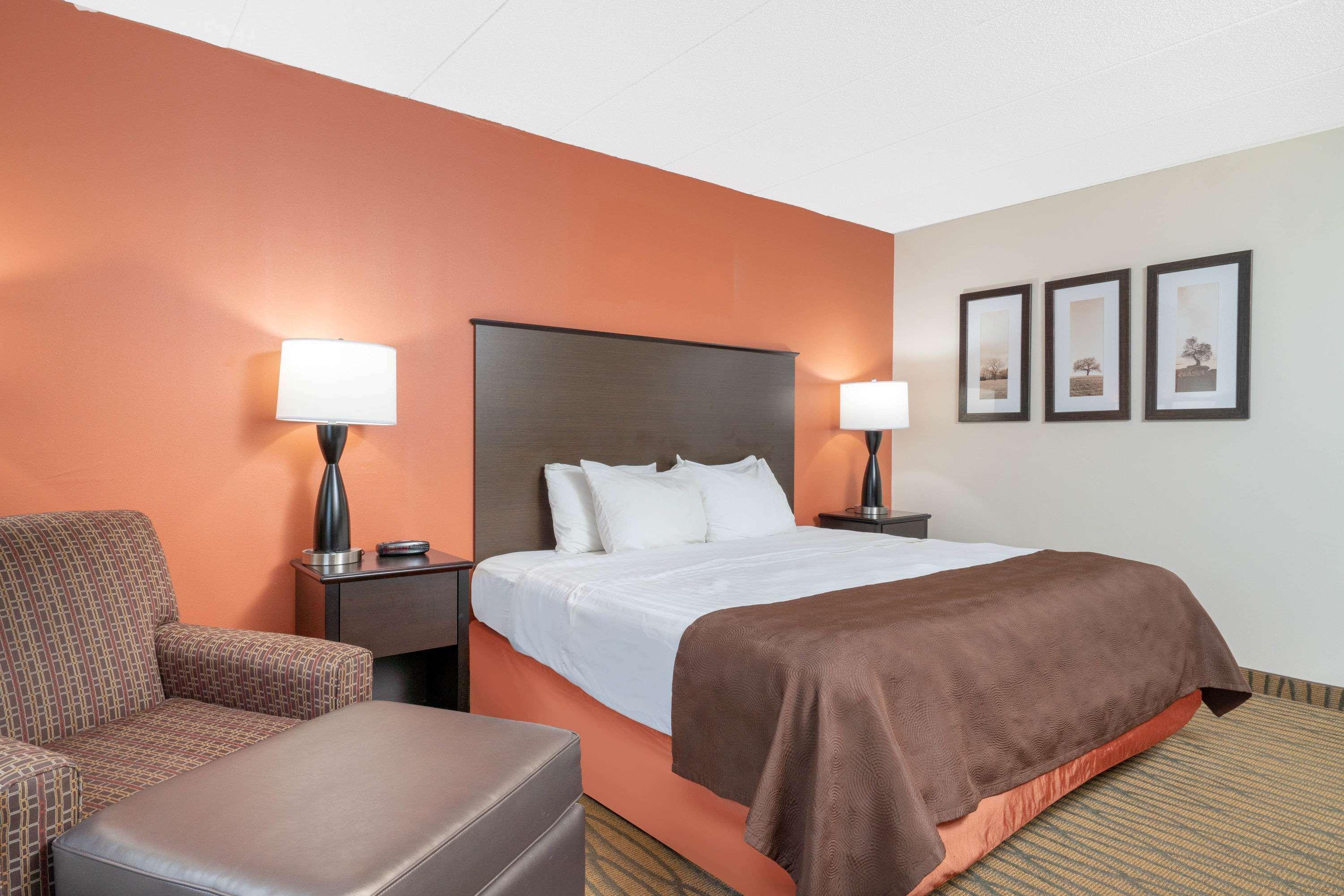 Americinn By Wyndham Rogers Ngoại thất bức ảnh