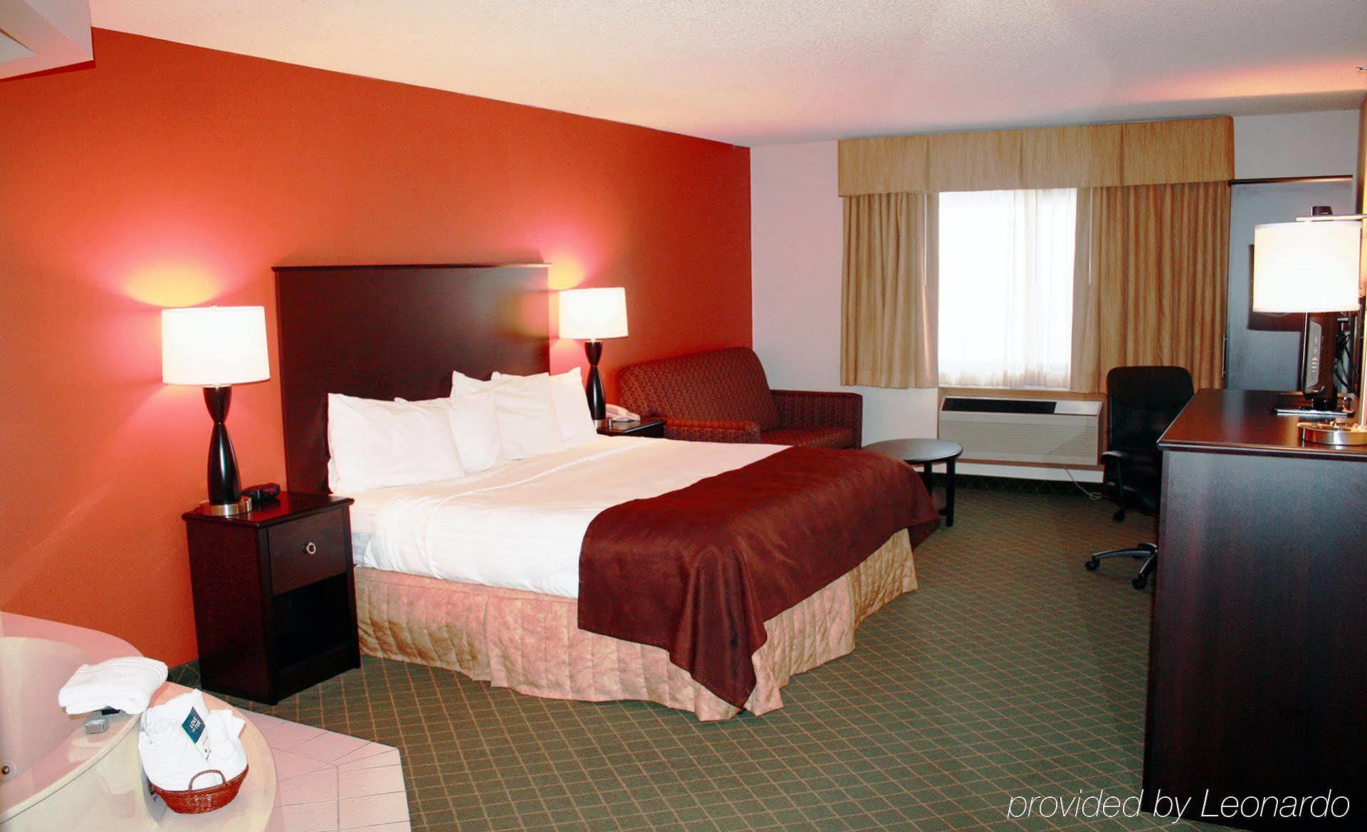 Americinn By Wyndham Rogers Ngoại thất bức ảnh