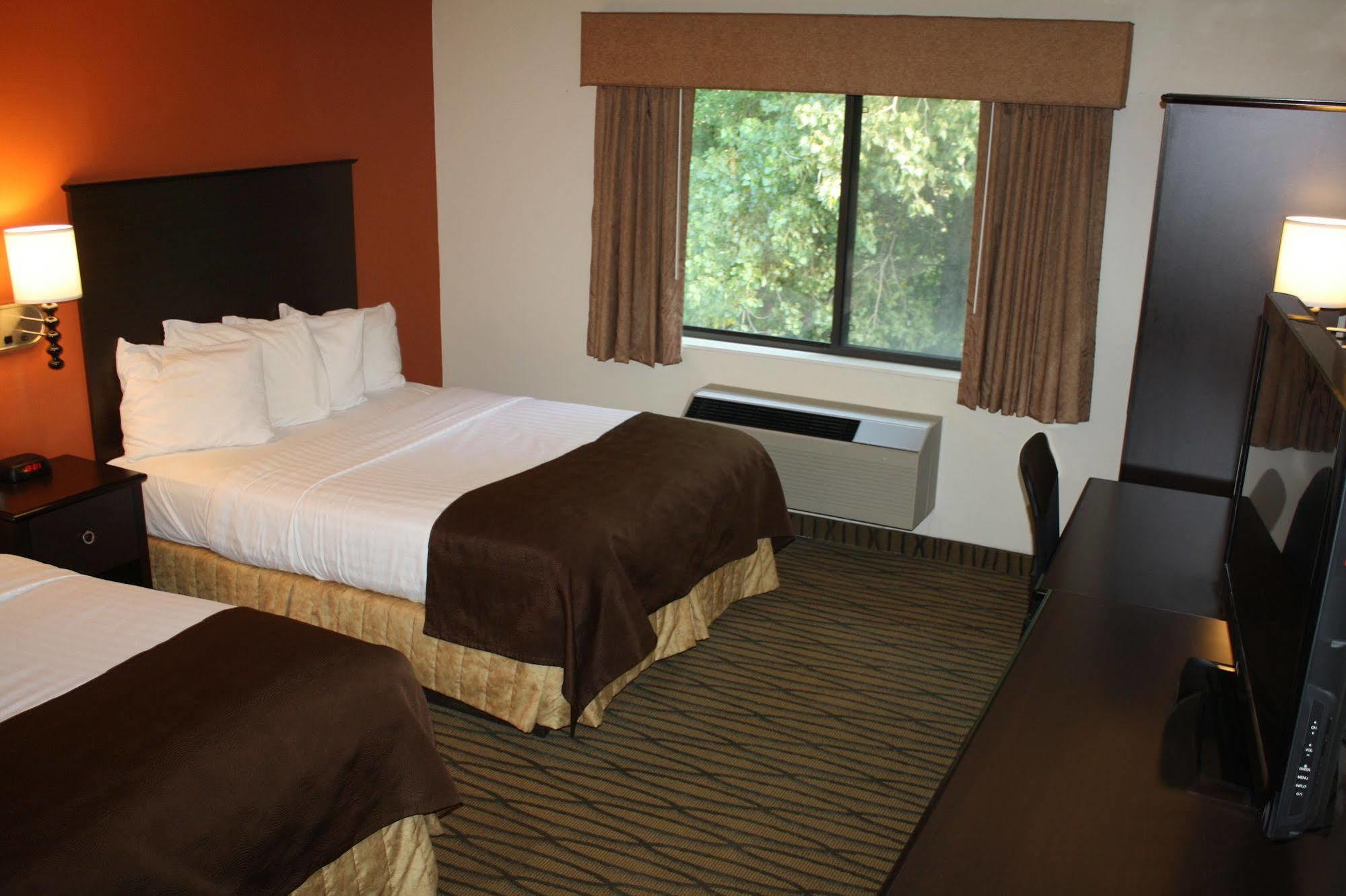 Americinn By Wyndham Rogers Ngoại thất bức ảnh